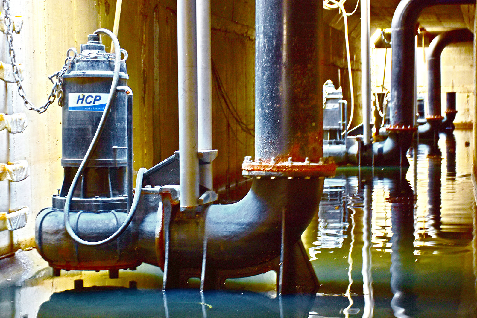 Flood Control Pumping Station in Kaohsiung, Taiwan Flood Control Pumping Station in Kaohsiung, Taiwan