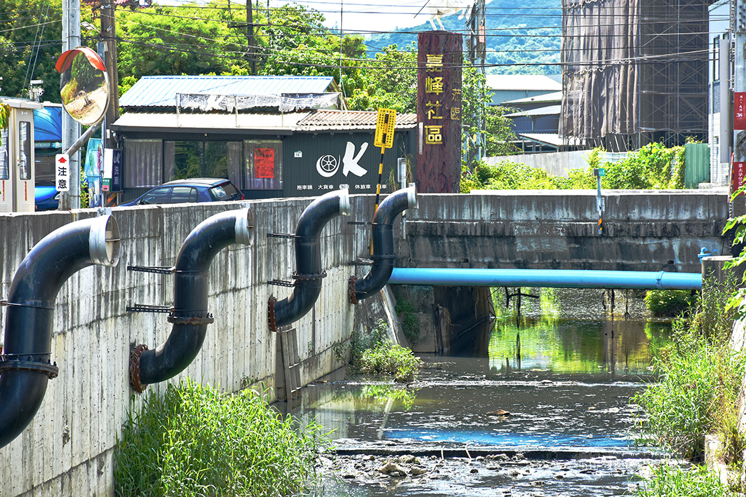 Flood Control Pumping Station in Kaohsiung, Taiwan Flood Control Pumping Station in Kaohsiung, Taiwan